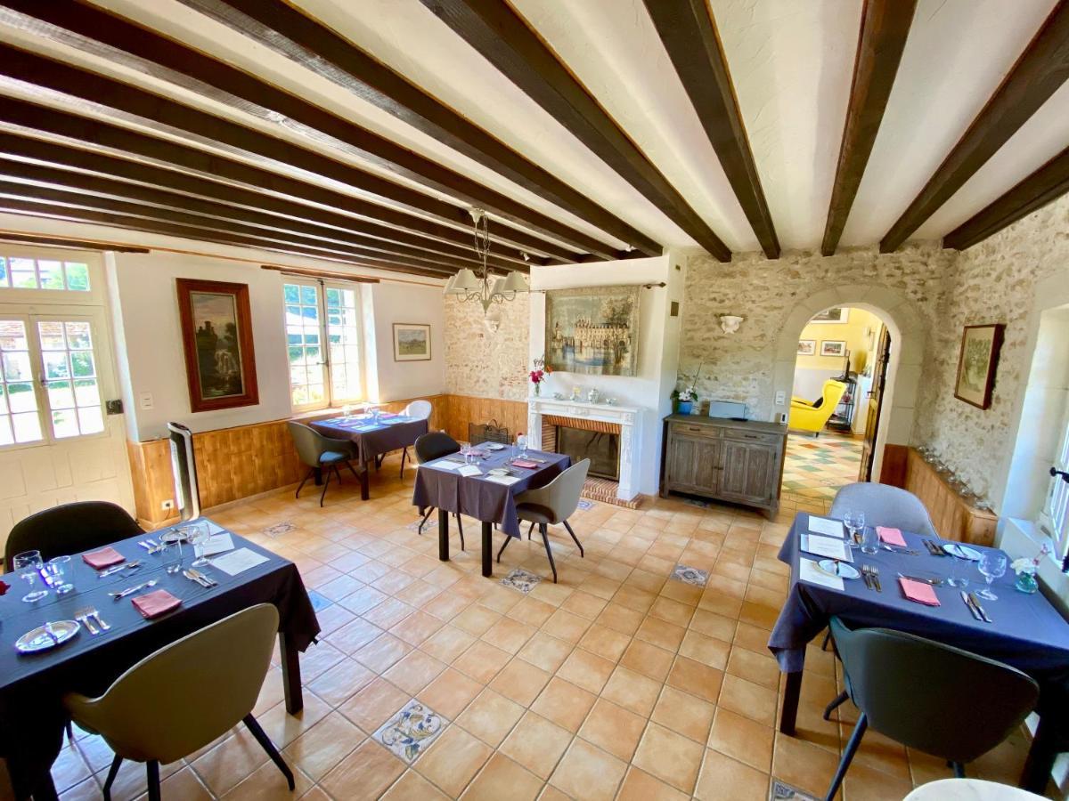 Sans Souci Bed And Breakfast Luxe Heated Pool And Restaurant Luzillé Екстериор снимка