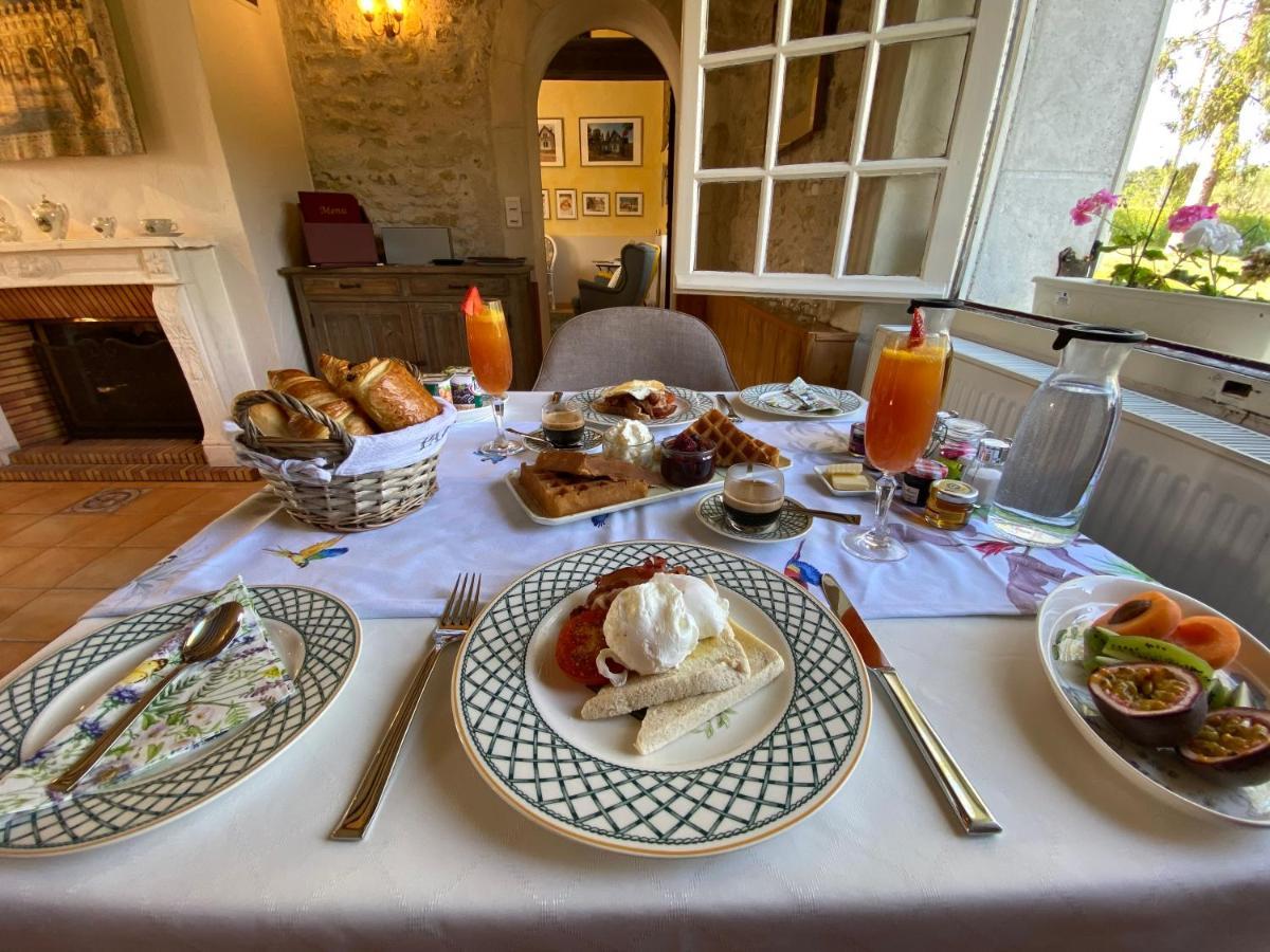Sans Souci Bed And Breakfast Luxe Heated Pool And Restaurant Luzillé Екстериор снимка