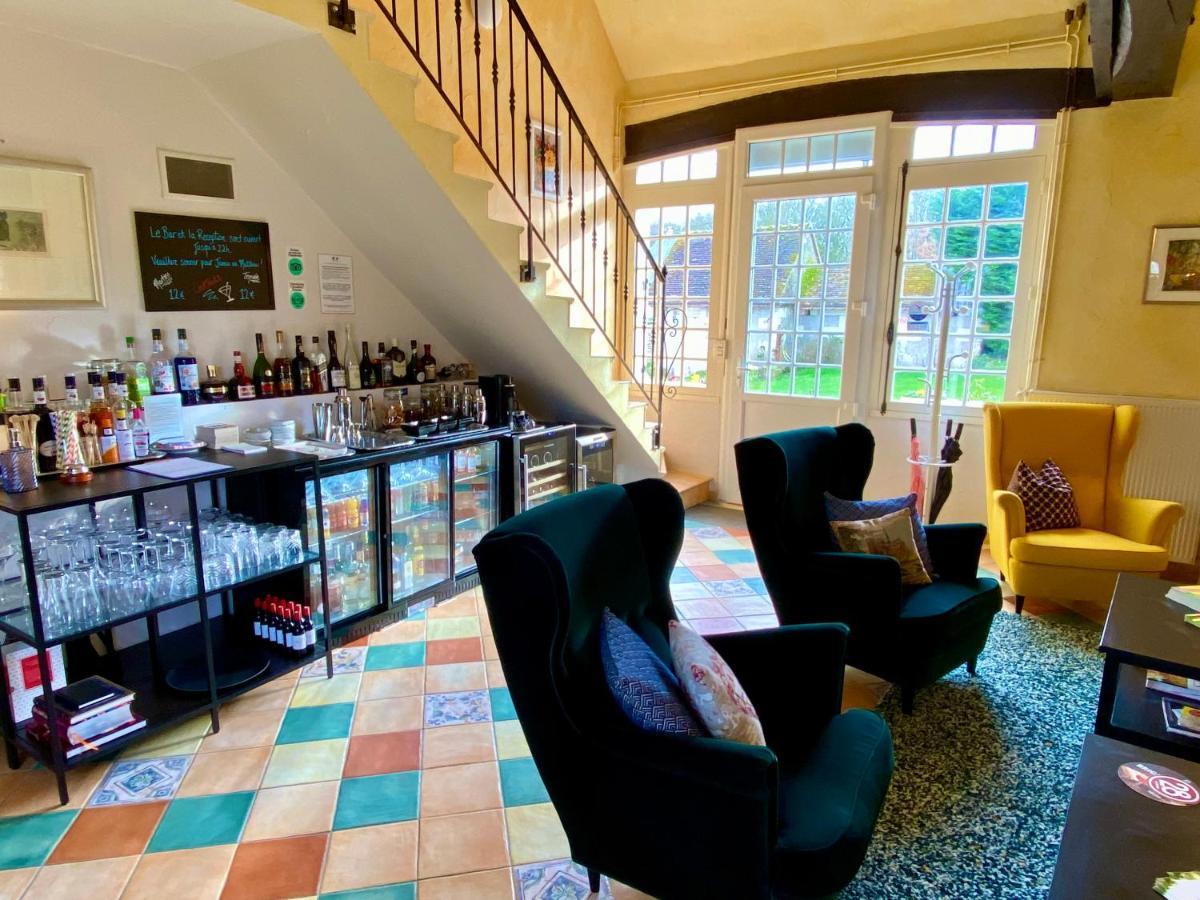 Sans Souci Bed And Breakfast Luxe Heated Pool And Restaurant Luzillé Екстериор снимка