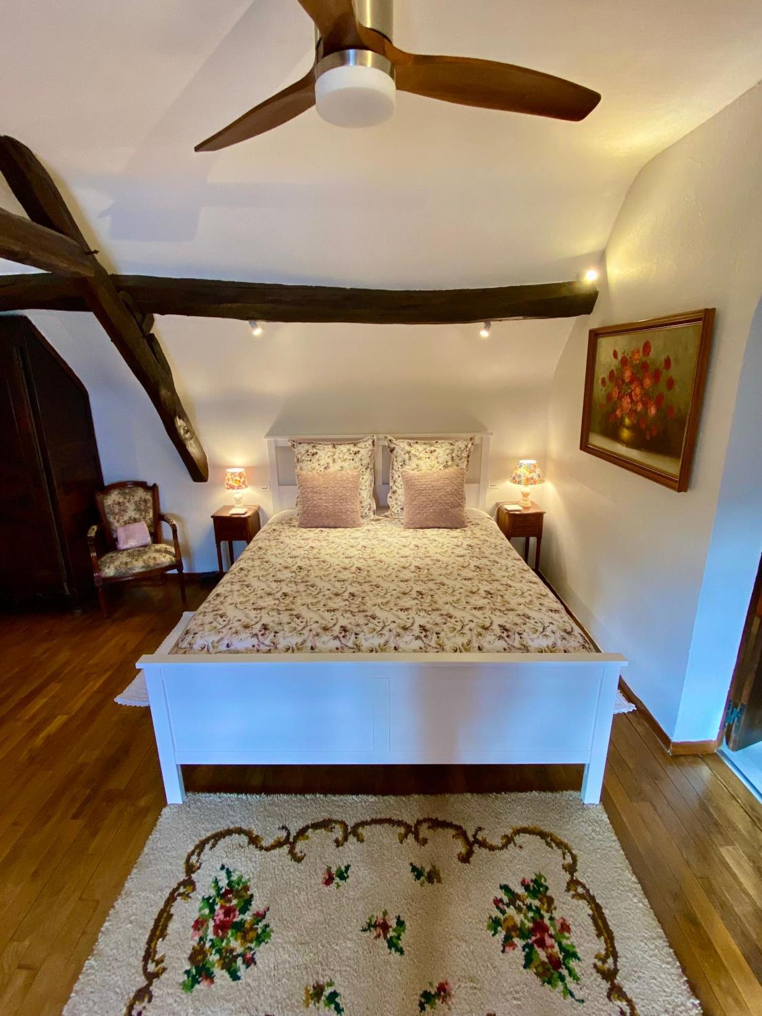 Sans Souci Bed And Breakfast Luxe Heated Pool And Restaurant Luzillé Стая снимка