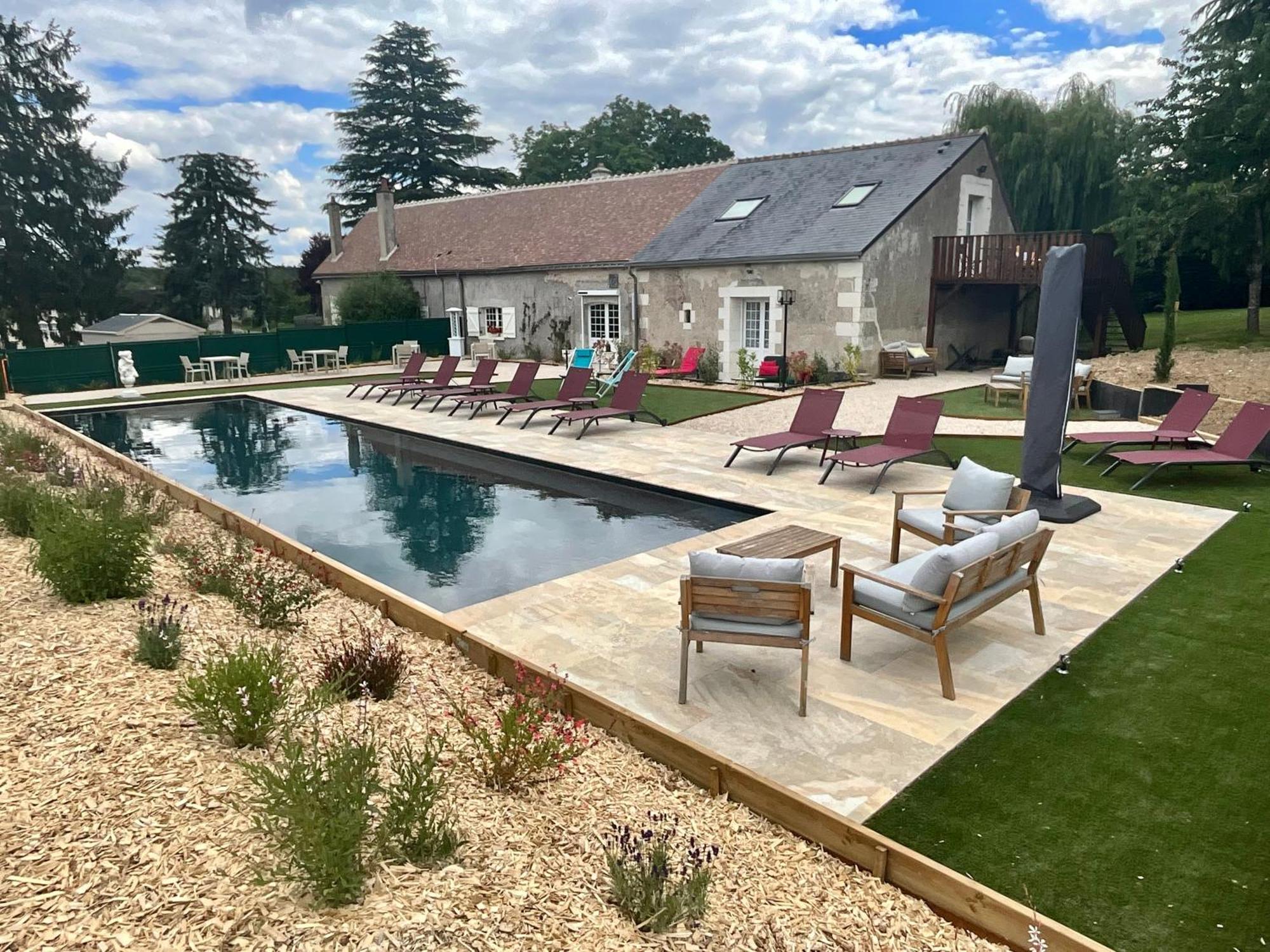 Sans Souci Bed And Breakfast Luxe Heated Pool And Restaurant Luzillé Екстериор снимка