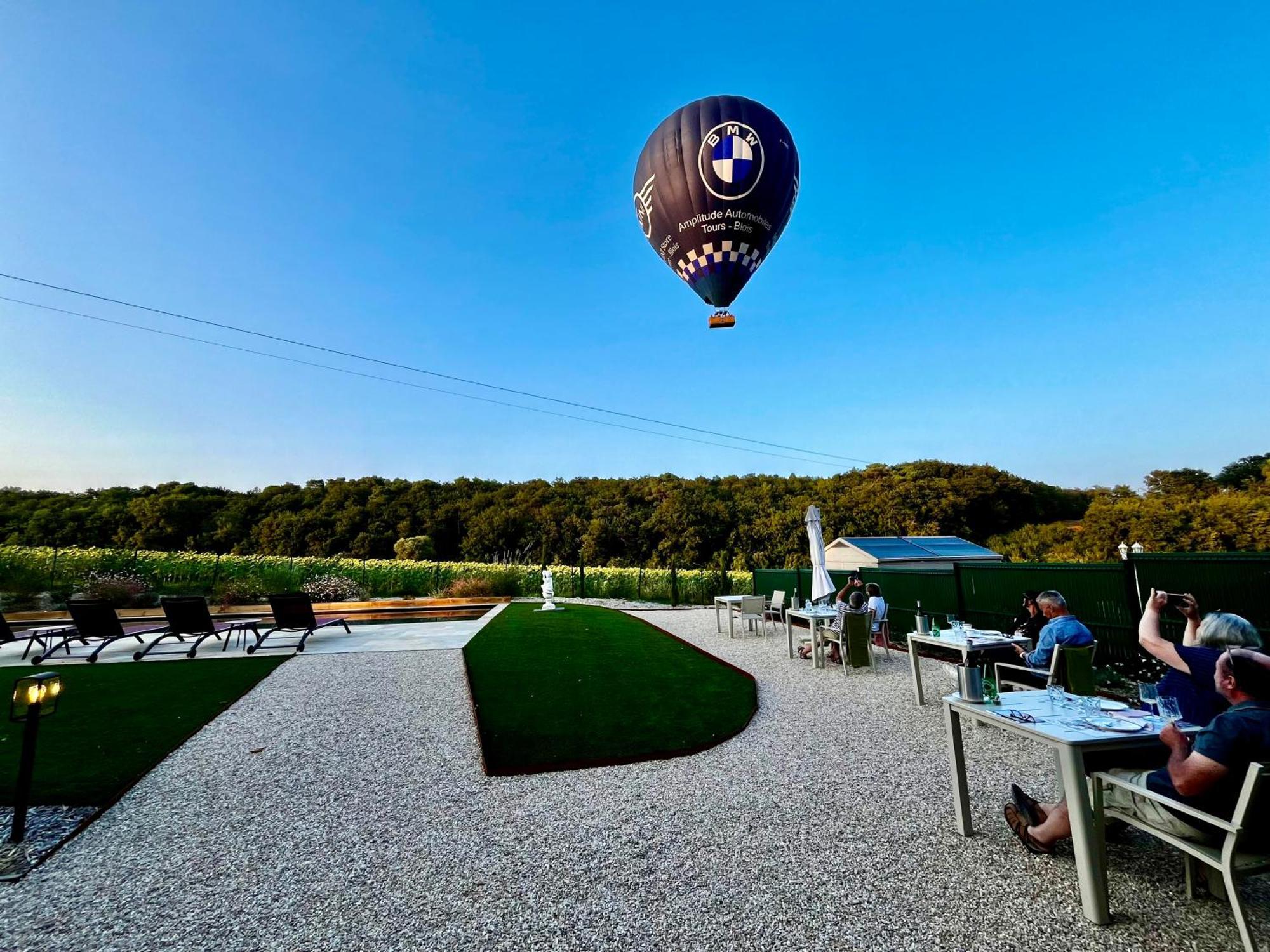 Sans Souci Bed And Breakfast Luxe Heated Pool And Restaurant Luzillé Екстериор снимка